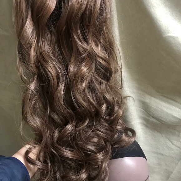 24” 16 Clips hair extension clip in main image 6